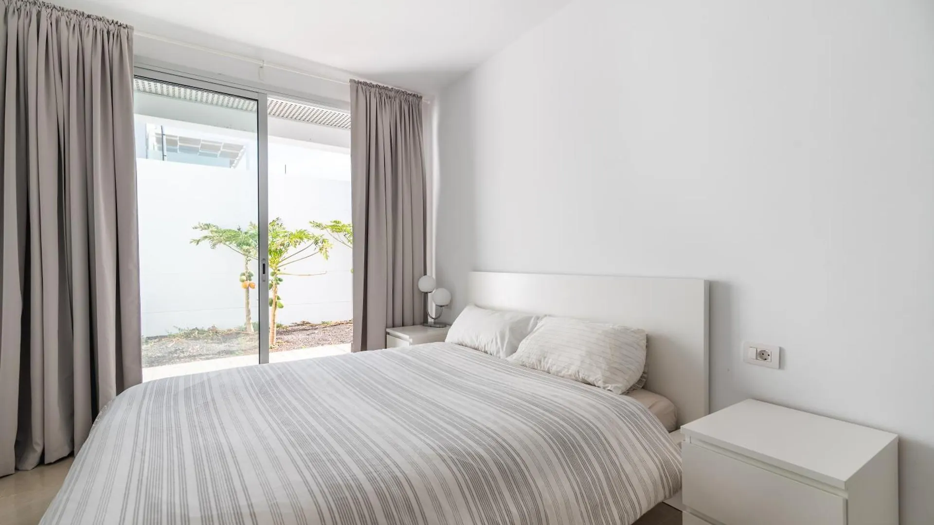 Сasa de vacaciones House Near The Beach W Sea View Arico